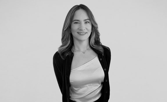 profile-hero-adrianna-2026
